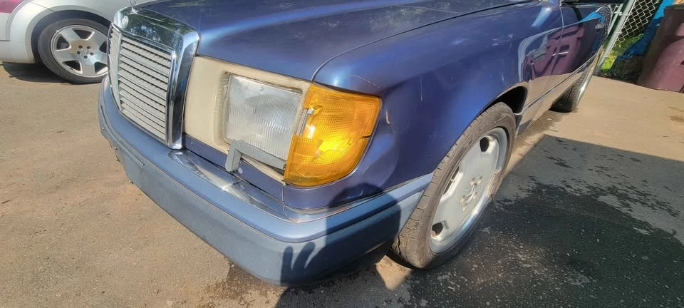 1990 Mercedes-Benz W124 E-Class - Image 11 of 20