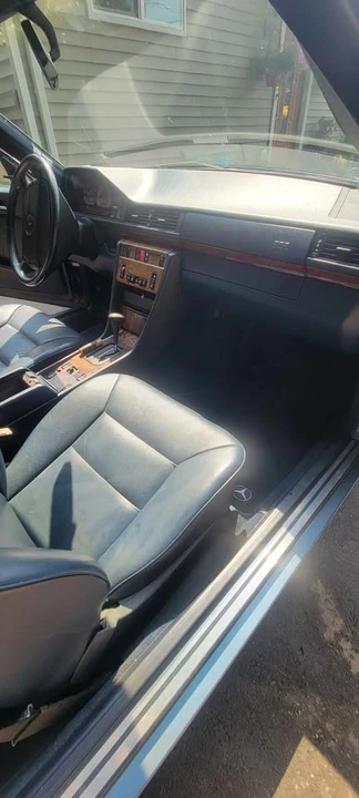 1990 Mercedes-Benz W124 E-Class - Image 20 of 20