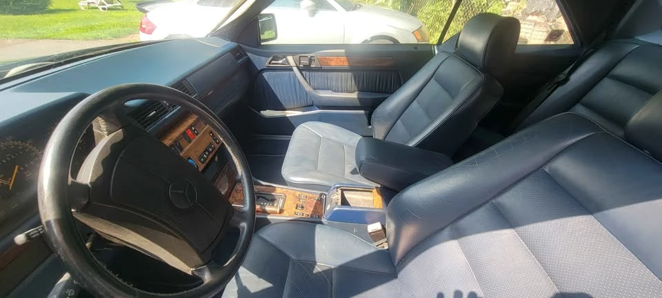 1990 Mercedes-Benz W124 E-Class - Image 15 of 20