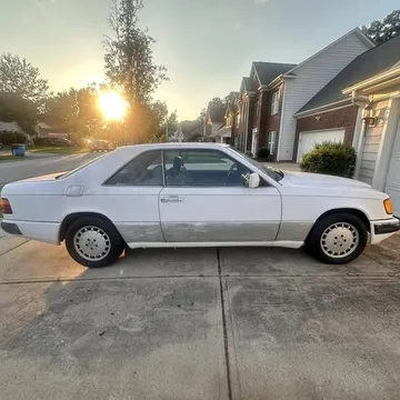 1990 Mercedes-Benz 300 CE