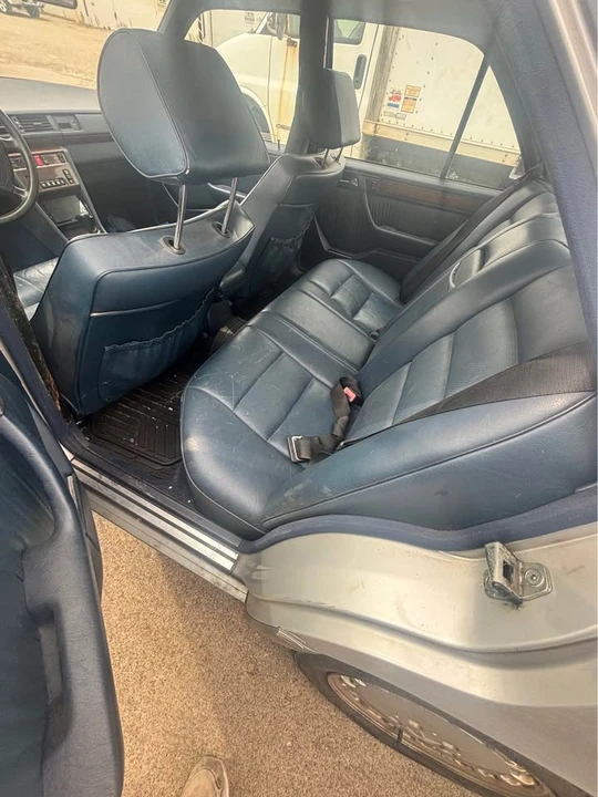 1990 Mercedes-Benz W124 E-Class - Image 5 of 5