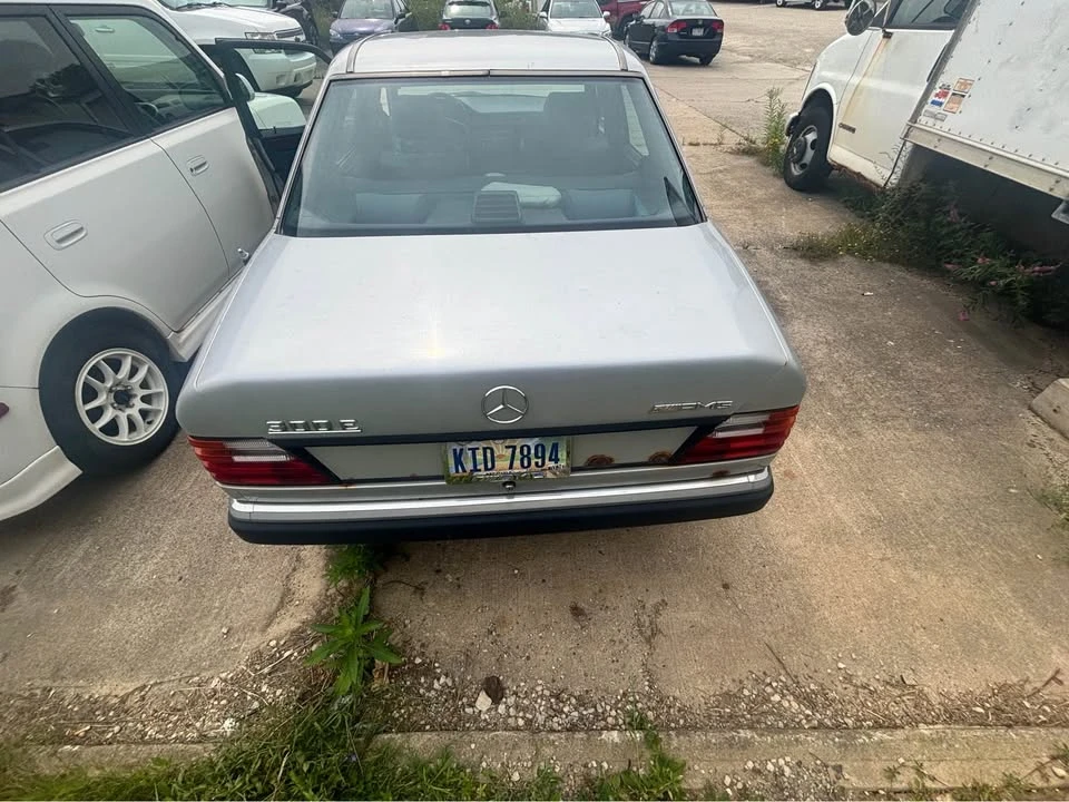 1990 Mercedes-Benz W124 E-Class - Image 2 of 5