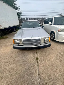 1990 Mercedes-Benz 300 E 3.0 Sedan 4D