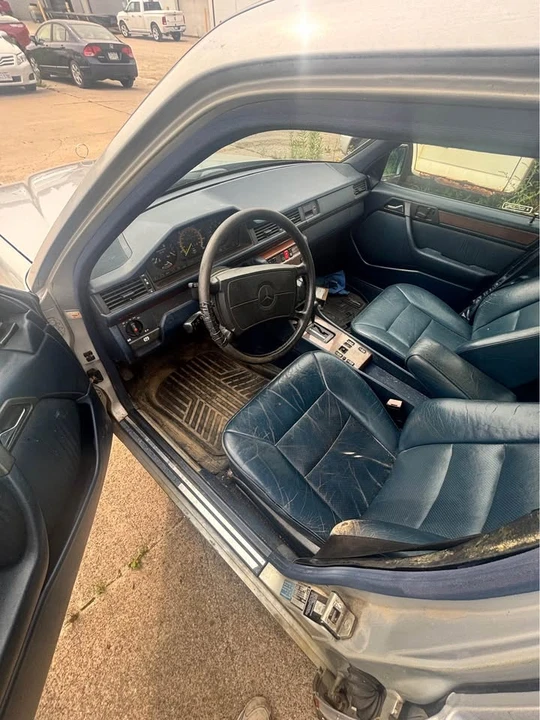 1990 Mercedes-Benz W124 E-Class - Image 4 of 5