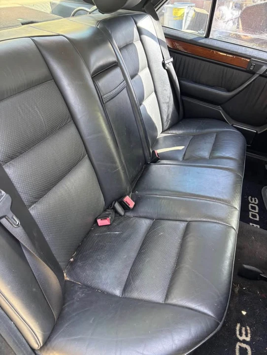 1990 Mercedes-Benz W124 E-Class - Image 11 of 12