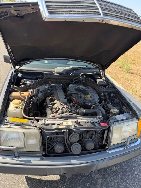 1990 Mercedes-Benz W124 E-Class - Image 12 of 12