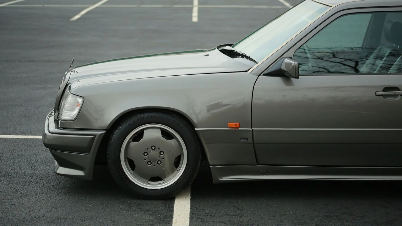 1990 Mercedes-Benz W124 E-Class - Image 26 of 31