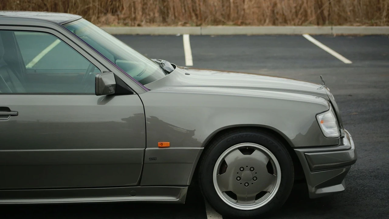 1990 Mercedes-Benz W124 E-Class - Image 25 of 31