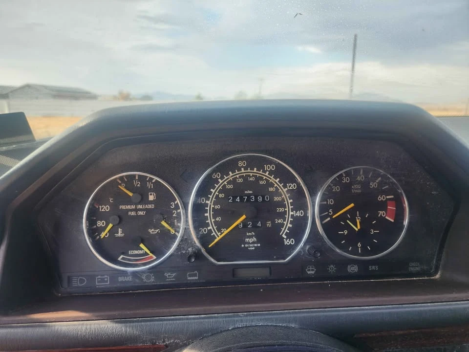 1990 Mercedes-Benz W124 E-Class - Image 8 of 9