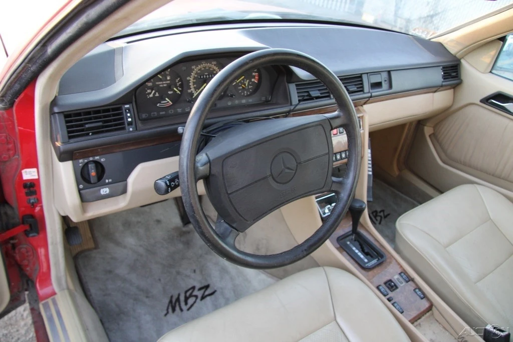 1990 Mercedes-Benz W124 E-Class - Image 13 of 21