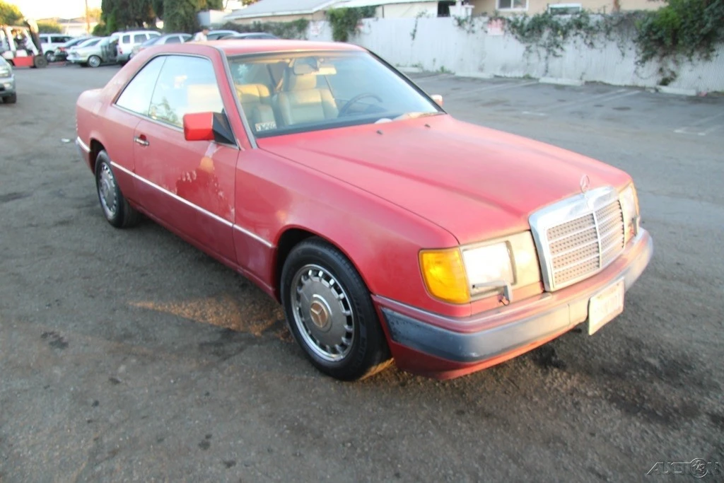 1990 Mercedes-Benz W124 E-Class - Image 8 of 21