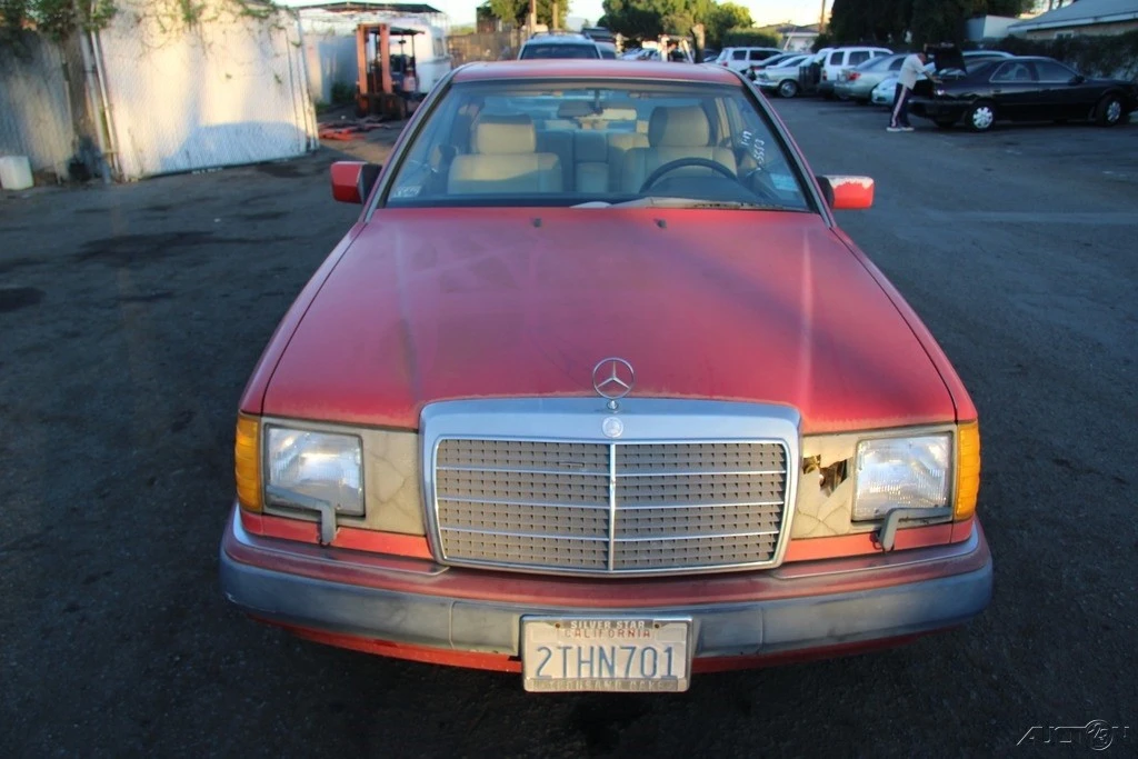 1990 Mercedes-Benz W124 E-Class - Image 9 of 21
