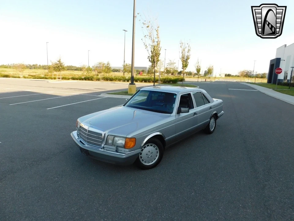 1990 Mercedes-Benz W124 E-Class - Image 10 of 12