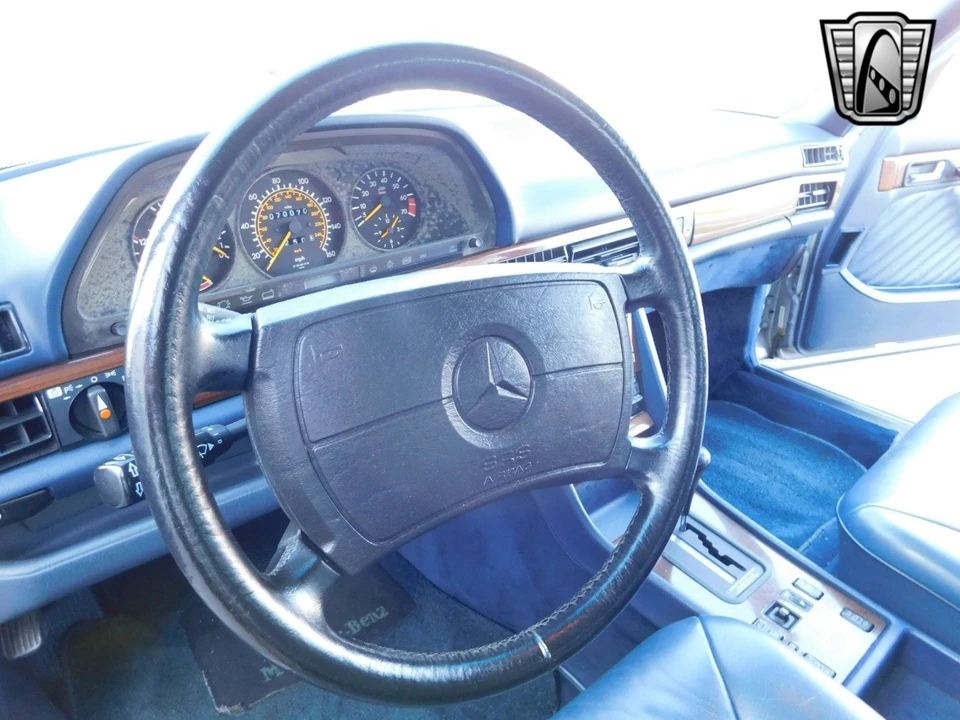 1990 Mercedes-Benz W124 E-Class - Image 14 of 21