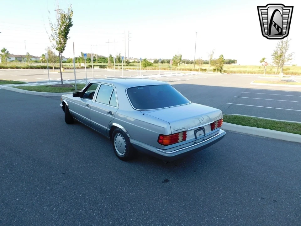 1990 Mercedes-Benz W124 E-Class - Image 9 of 12