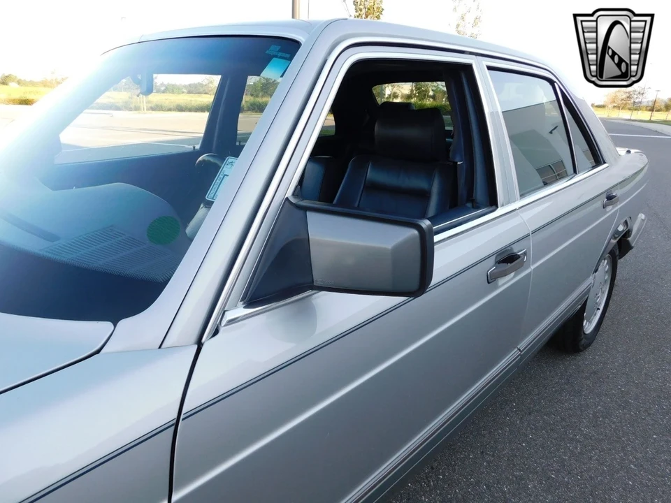 1990 Mercedes-Benz W124 E-Class - Image 12 of 12