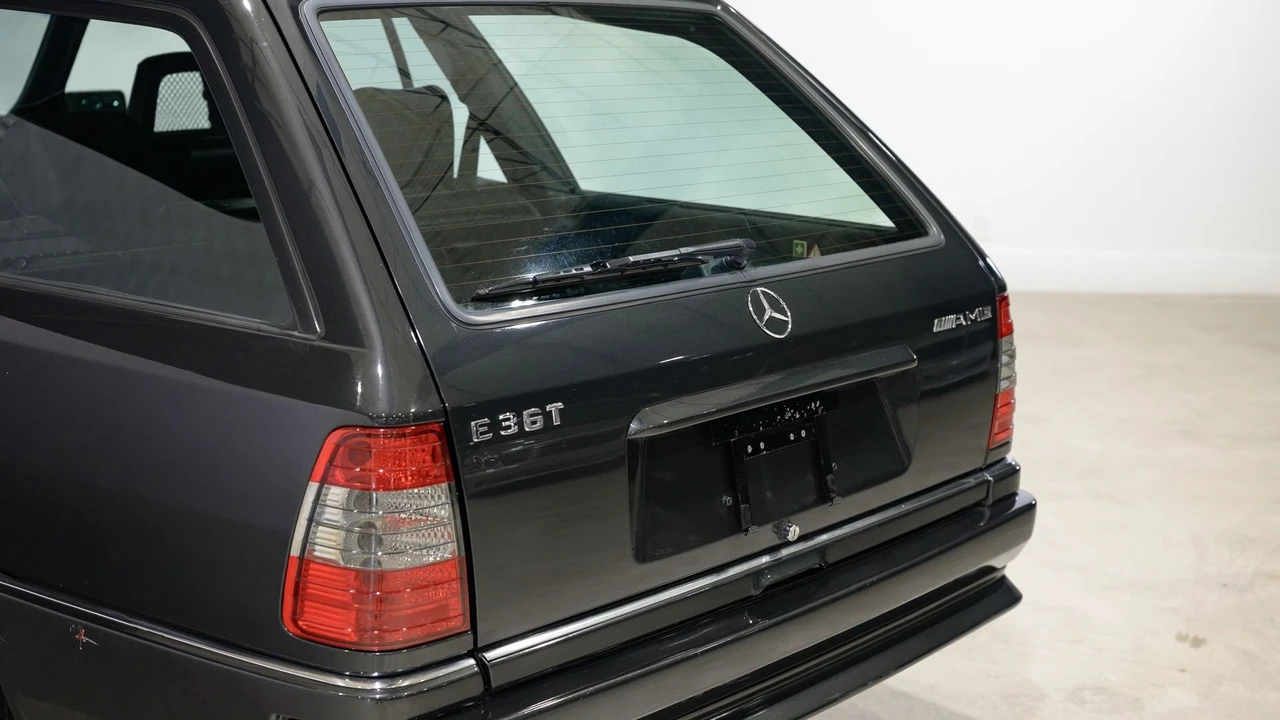 1990 Mercedes-Benz W124 E-Class - Image 30 of 31