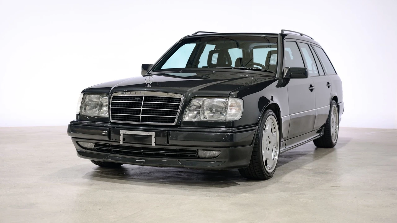 1990 Mercedes-Benz W124 E-Class - Image 12 of 31