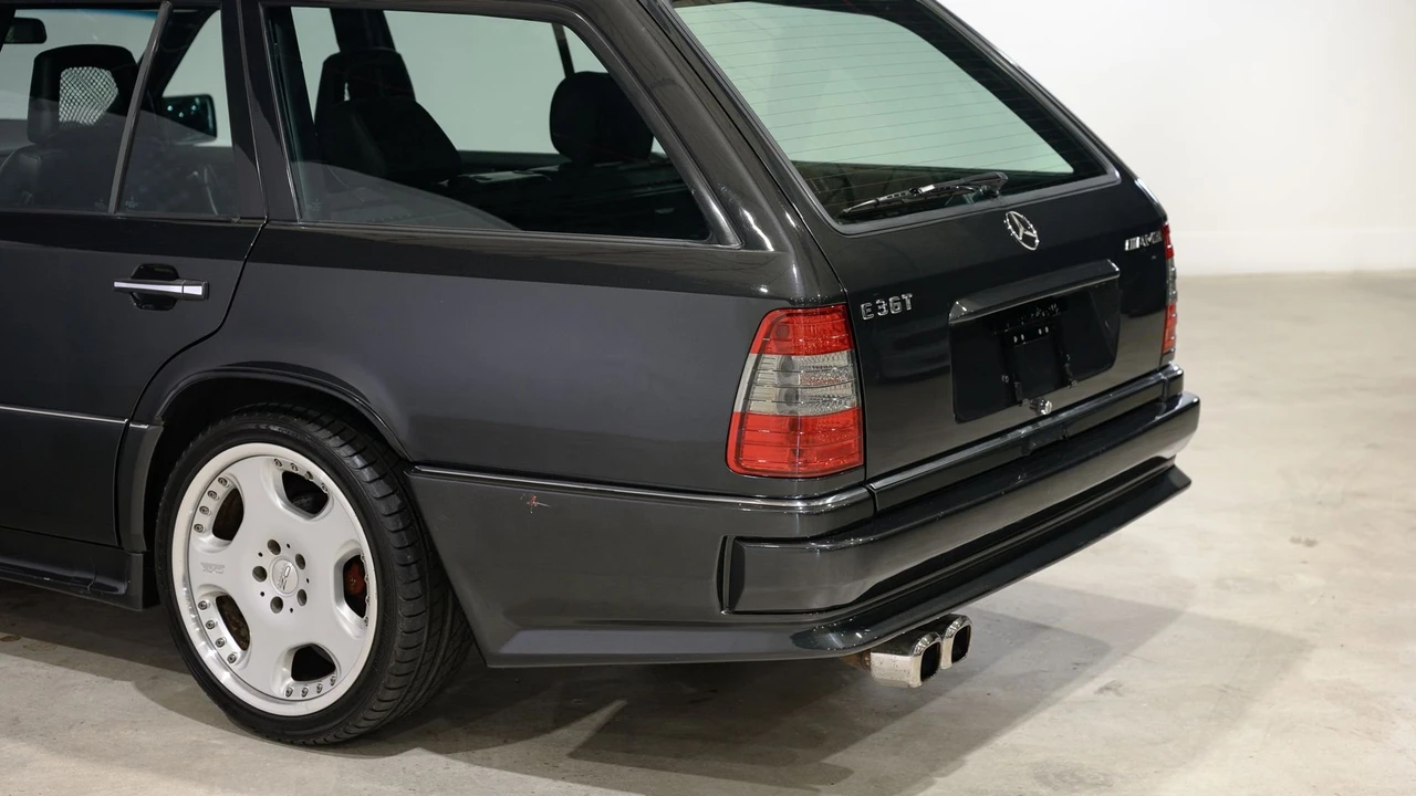 1990 Mercedes-Benz W124 E-Class - Image 29 of 31
