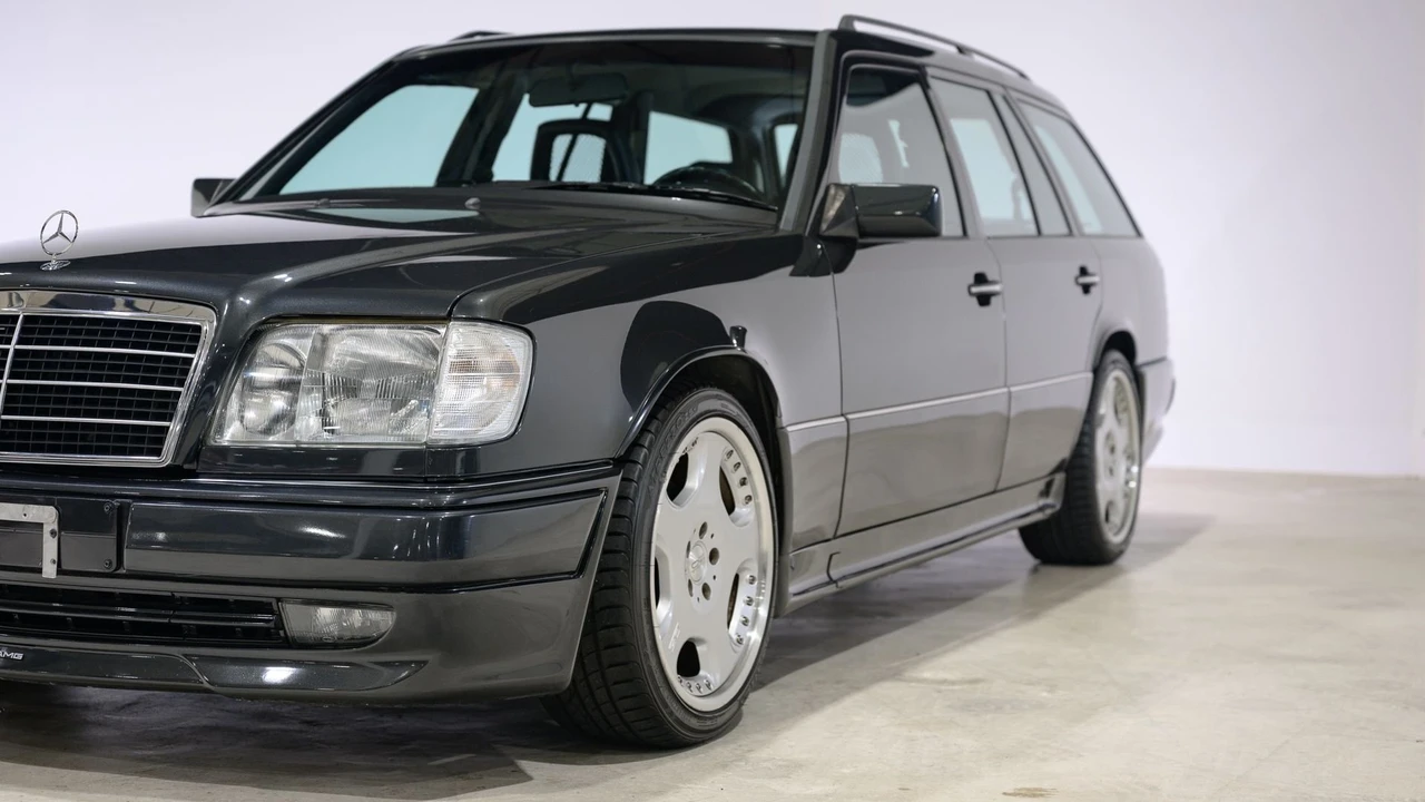 1990 Mercedes-Benz W124 E-Class - Image 14 of 31