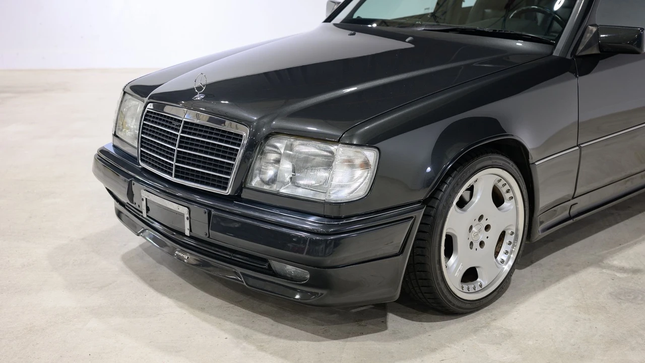1990 Mercedes-Benz W124 E-Class - Image 23 of 31