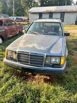 1990 Mercedes-Benz 300 TE Wagon 4D