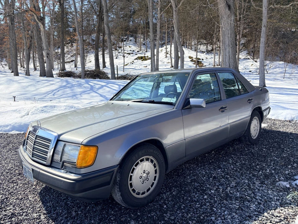 1990 Mercedes-Benz W124 E-Class - Image 4 of 21