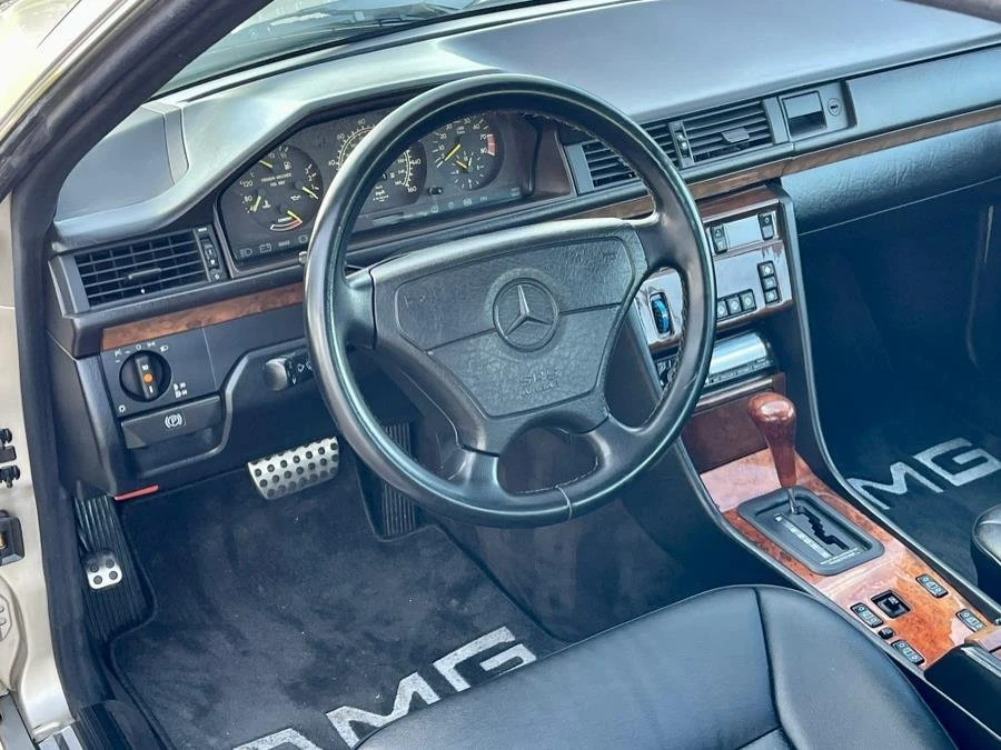 1990 Mercedes-Benz W124 E-Class - Image 16 of 20