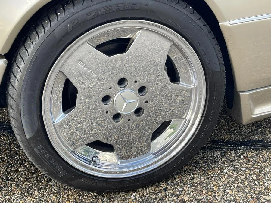 1990 Mercedes-Benz W124 E-Class - Image 12 of 20