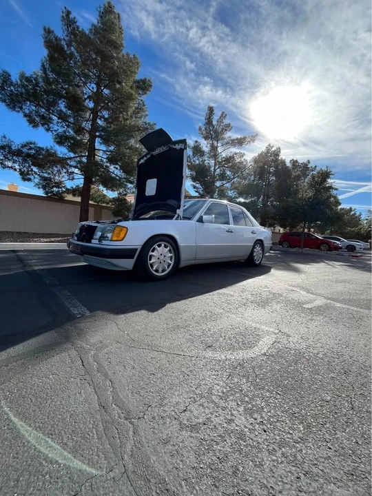 1990 Mercedes-Benz W124 E-Class - Image 7 of 20