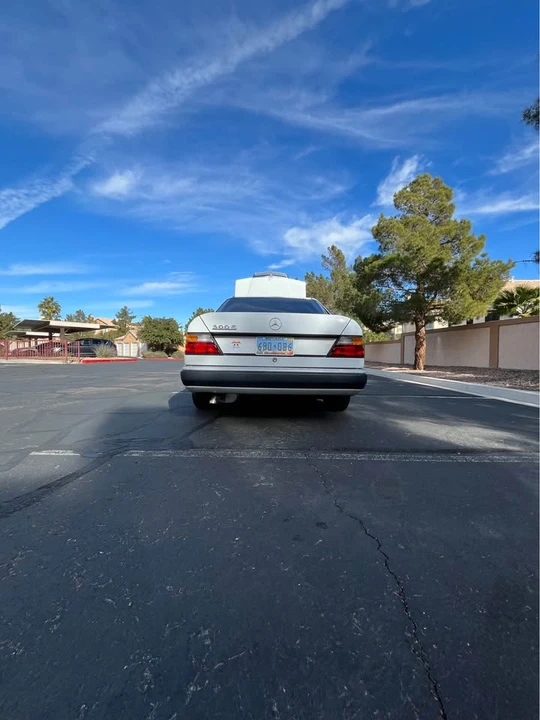 1990 Mercedes-Benz W124 E-Class - Image 5 of 20
