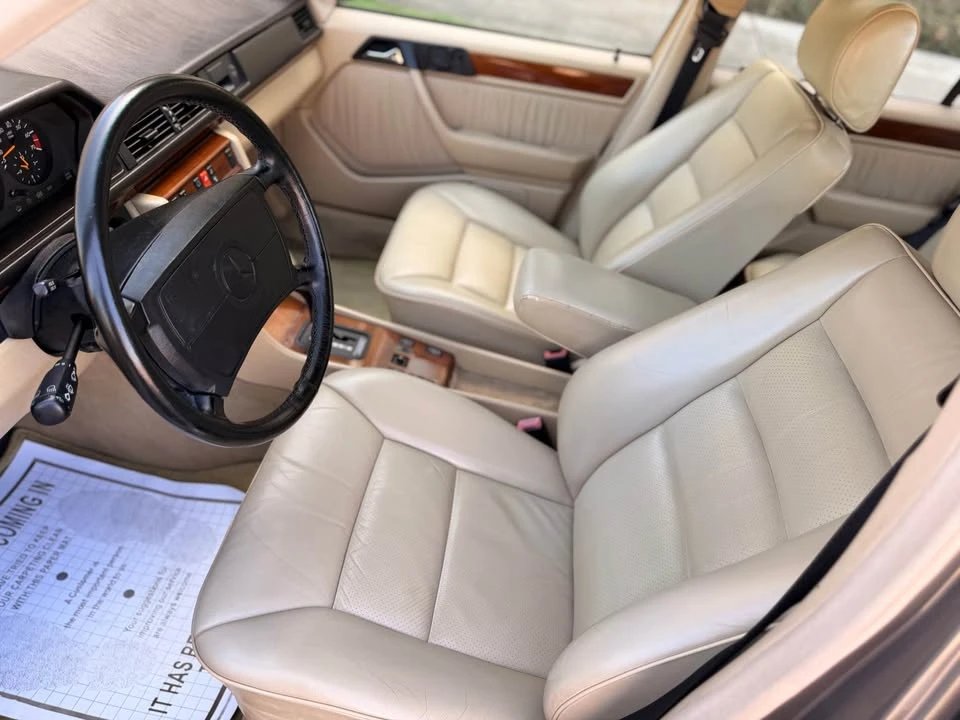 1990 Mercedes-Benz W124 E-Class - Image 10 of 20