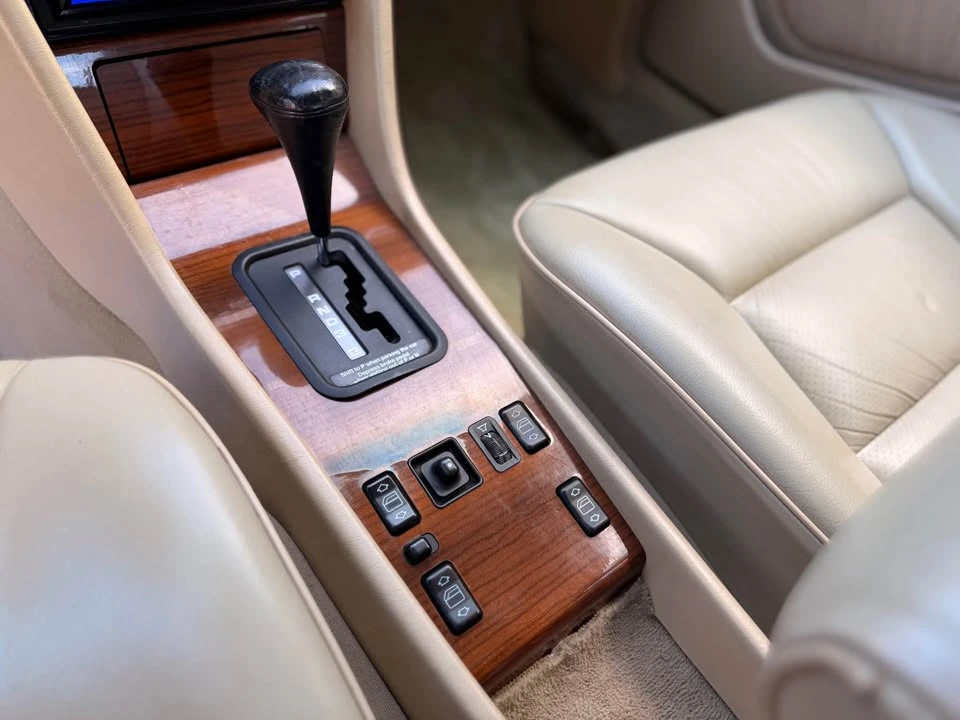 1990 Mercedes-Benz W124 E-Class - Image 15 of 20