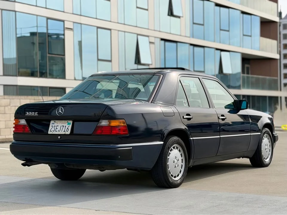 1990 Mercedes-Benz W124 E-Class - Image 4 of 20