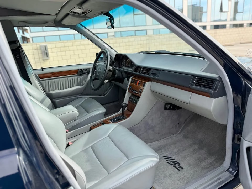 1990 Mercedes-Benz W124 E-Class - Image 13 of 20