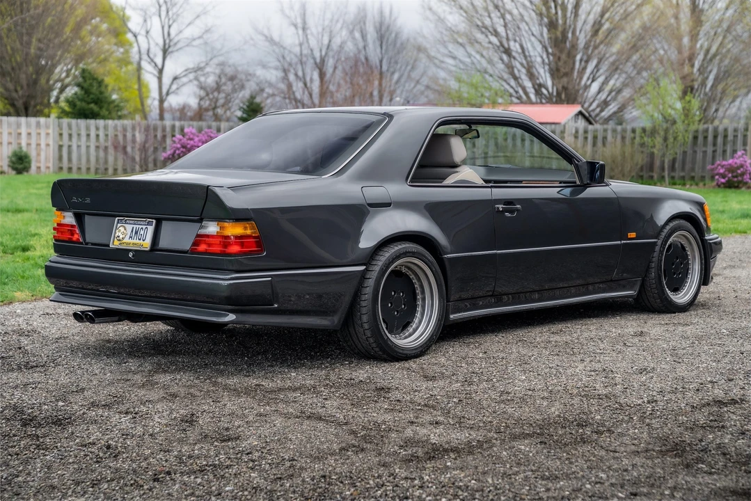 1990 Mercedes-Benz W124 E-Class - Image 13 of 31