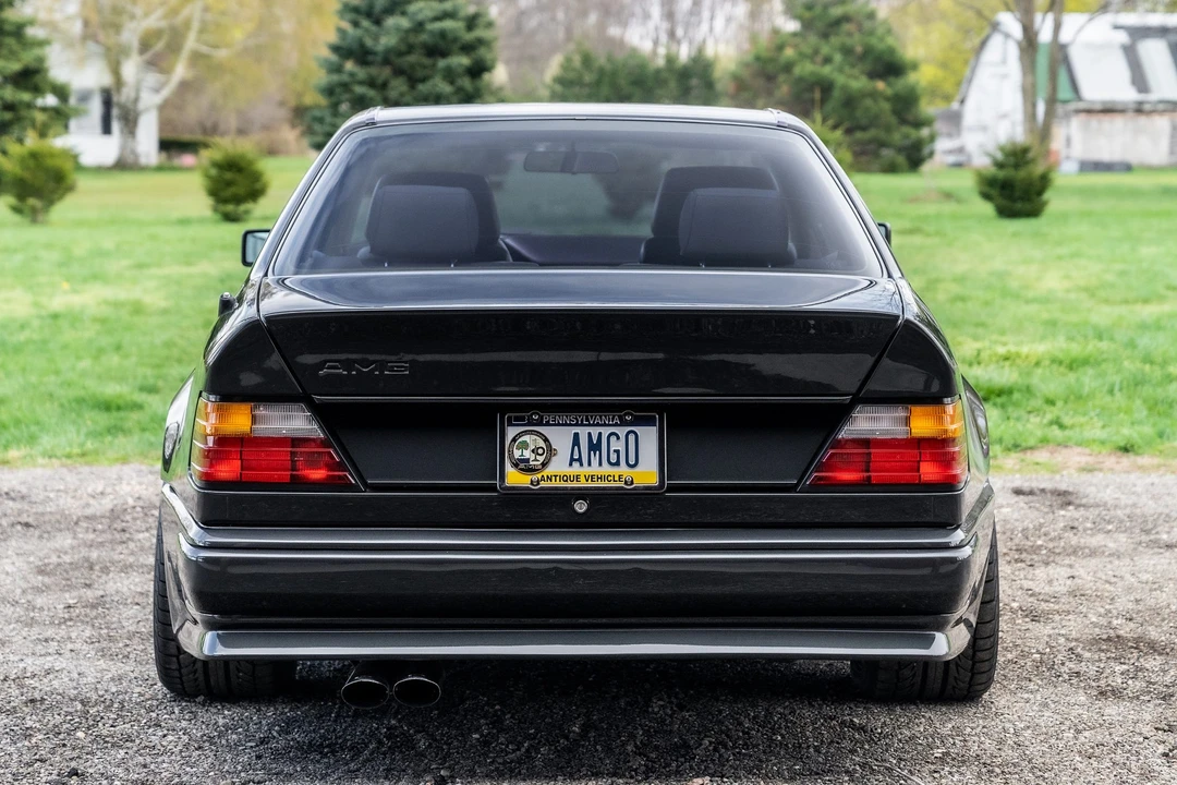 1990 Mercedes-Benz W124 E-Class - Image 12 of 31