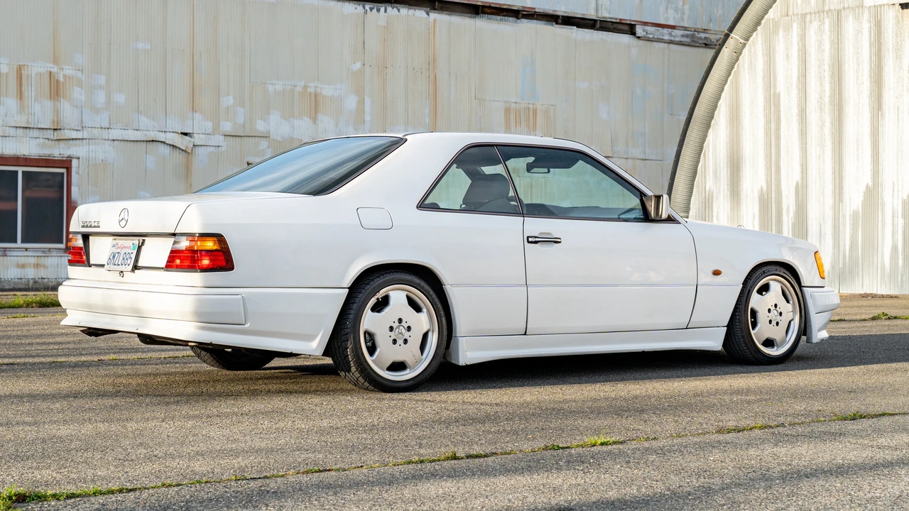 1990 Mercedes-Benz W124 E-Class - Image 5 of 31