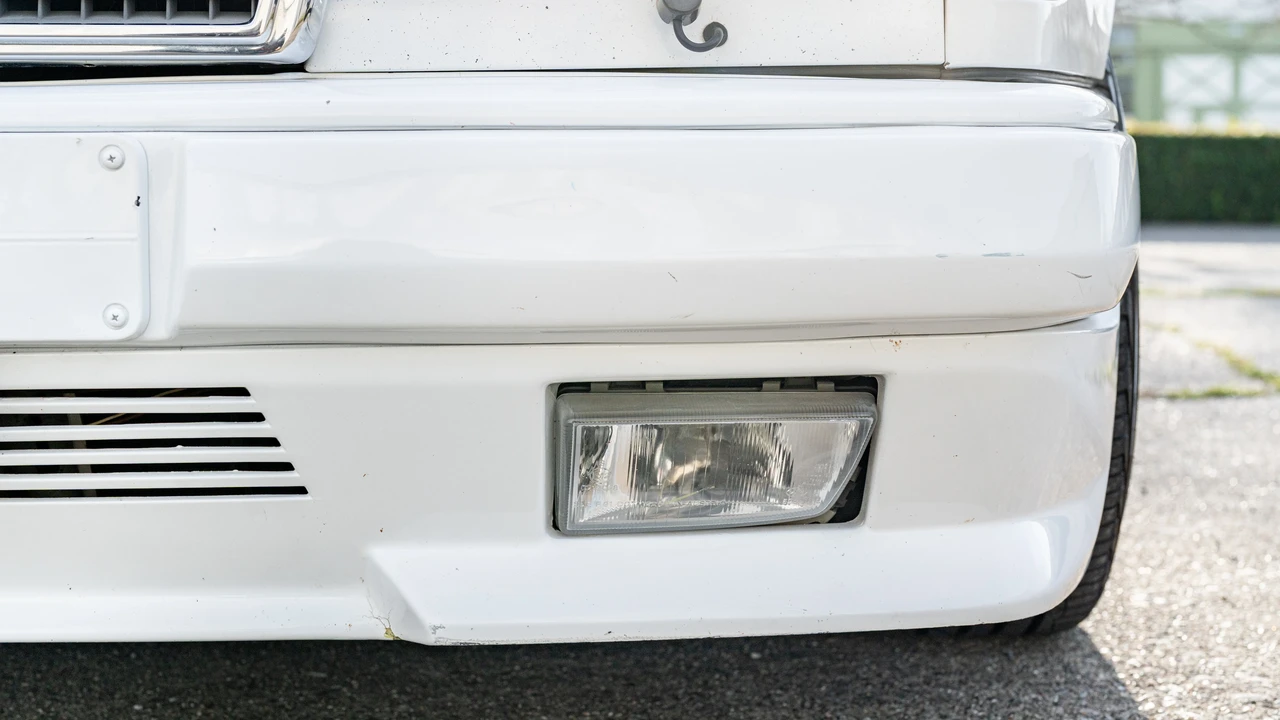 1990 Mercedes-Benz W124 E-Class - Image 27 of 31