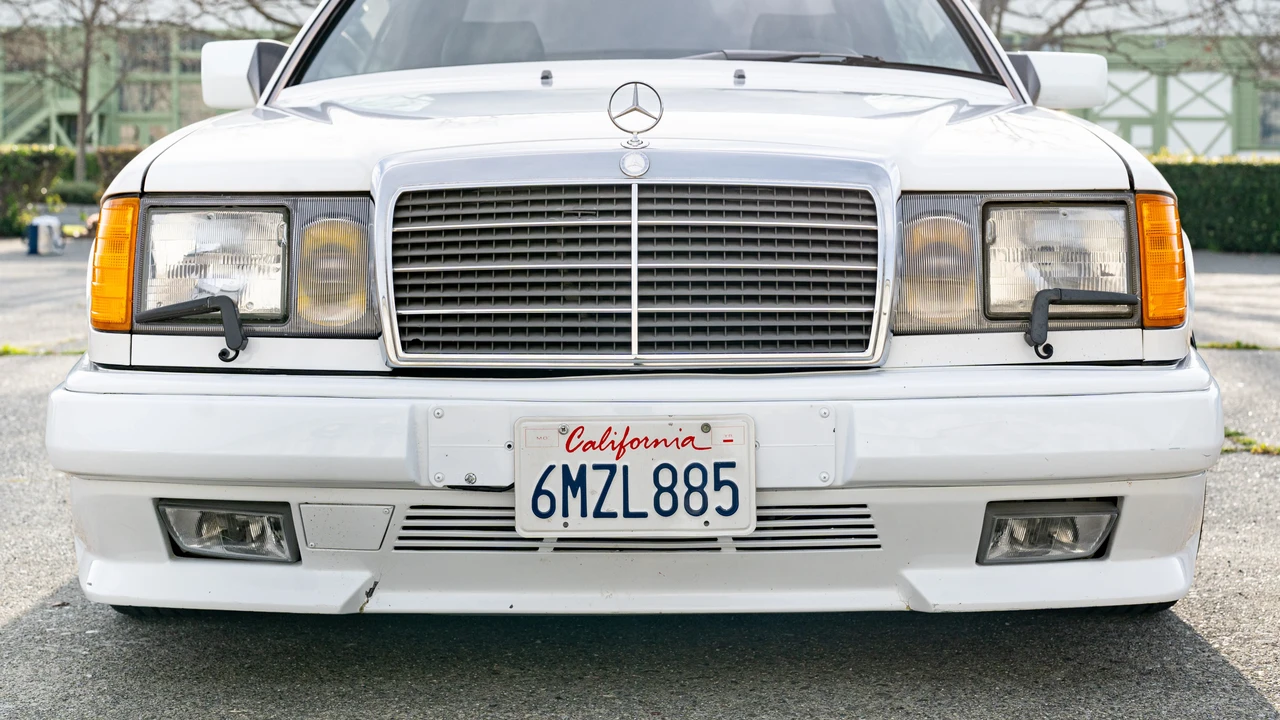 1990 Mercedes-Benz W124 E-Class - Image 12 of 31