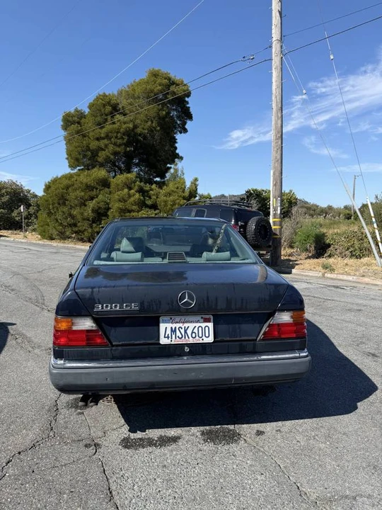 1990 Mercedes-Benz W124 E-Class - Image 2 of 5
