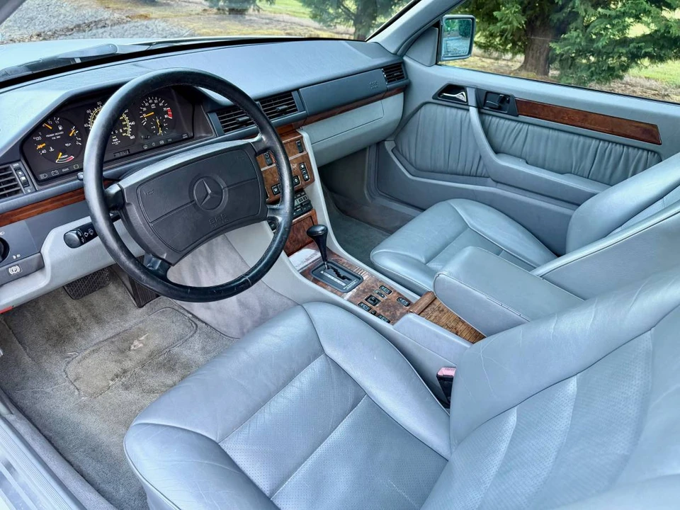 1990 Mercedes-Benz W124 E-Class - Image 10 of 24