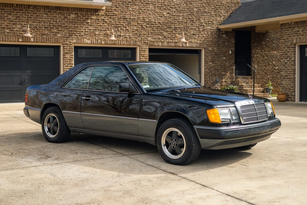 1990 Mercedes-Benz W124 E-Class - Image 18 of 31