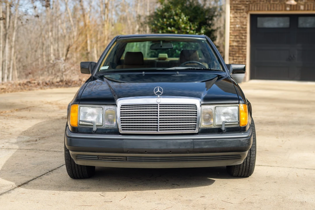 1990 Mercedes-Benz W124 E-Class - Image 24 of 31