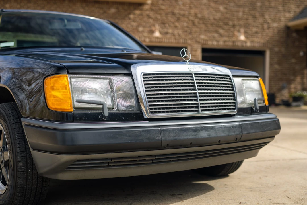 1990 Mercedes-Benz W124 E-Class - Image 29 of 31