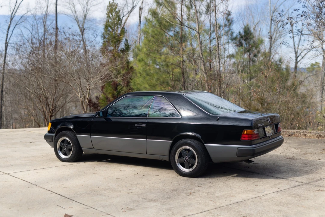 1990 Mercedes-Benz W124 E-Class - Image 6 of 31