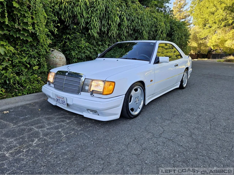 1990 Mercedes-Benz W124 E-Class - Image 2 of 31