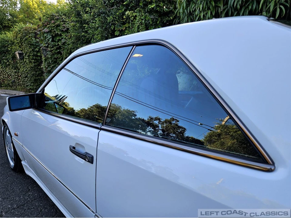 1990 Mercedes-Benz W124 E-Class - Image 21 of 31