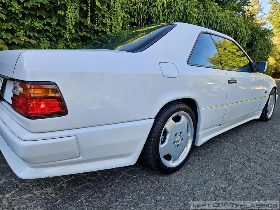1990 Mercedes-Benz W124 E-Class - Image 25 of 31