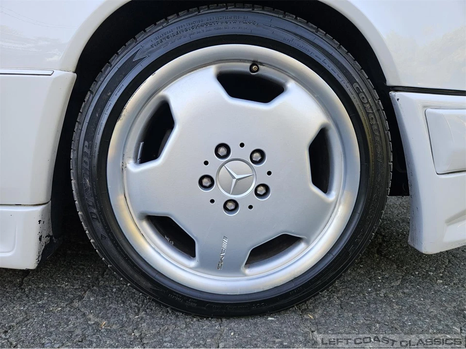 1990 Mercedes-Benz W124 E-Class - Image 26 of 31
